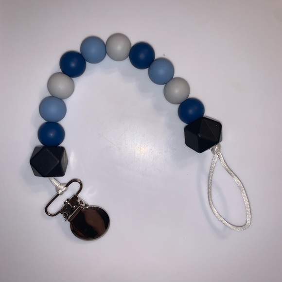 Teethers - Picture 2 of 3